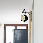 Monica's Baratili San Pietro