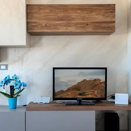 Monica's Baratili San Pietro