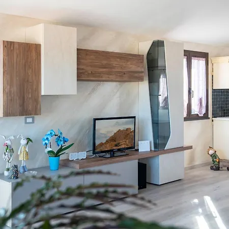 Monica's Baratili San Pietro