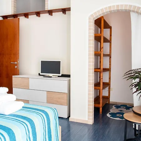 Monica's Baratili San Pietro